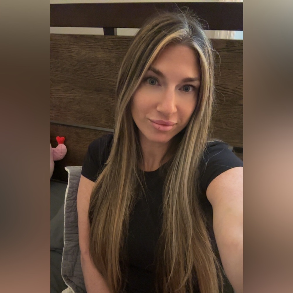 Meet your Posher, Alexandra